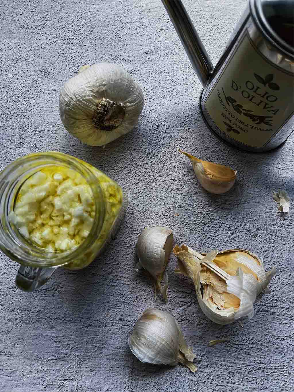 Homemade Minced Garlic
